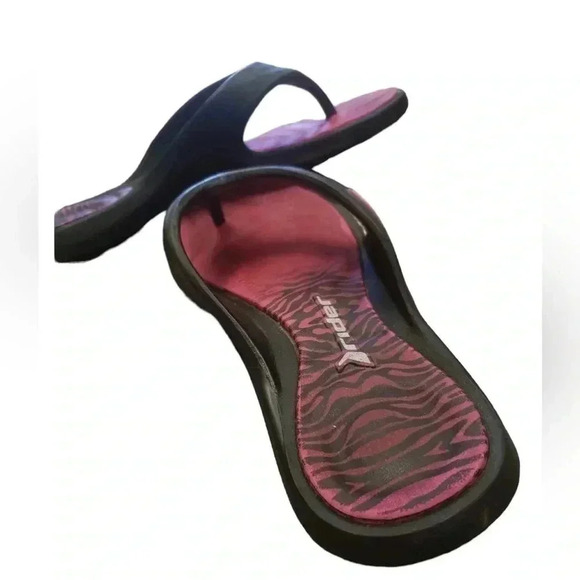 Rider Pink & Black Thong Sandal Size 36/6 - Picture 7 of 10
